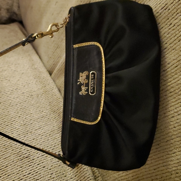 Coach clutch purse - Picture 1 of 6